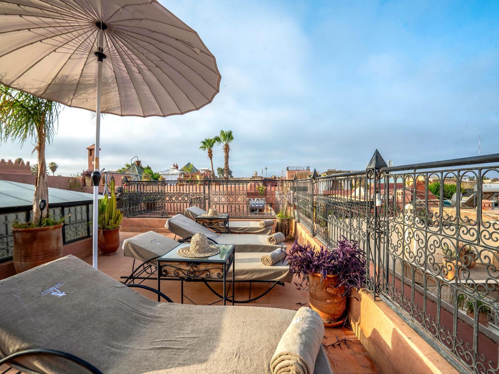 Riad Dar Ennakhla Marrakesh Exterior photo